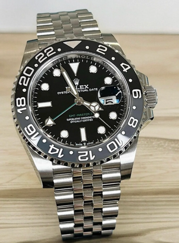 Does the CleaN Factory Rolex Submariner 40mm Black V4 Replica Have Flaws? 🕰️