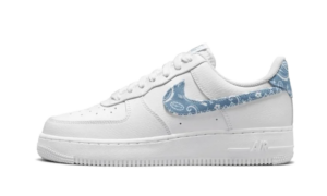 07 Essential White Worn Blue Paisley