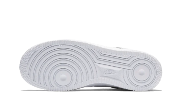 07 White Black Pebbled Leather