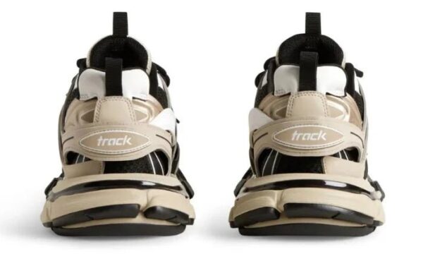 TRACK