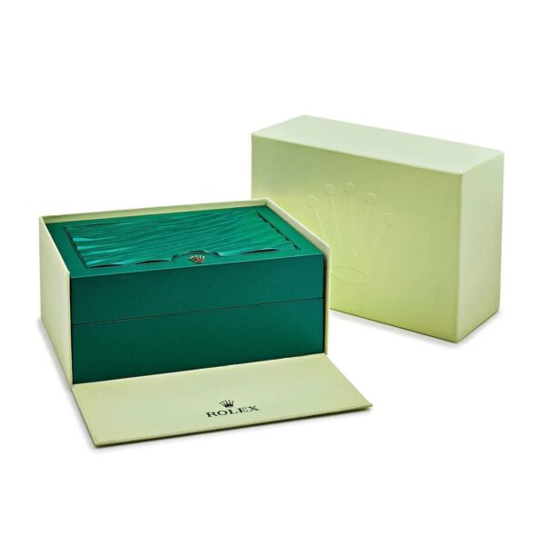 Submariner watch Green