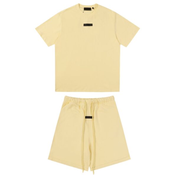 Essentials Set