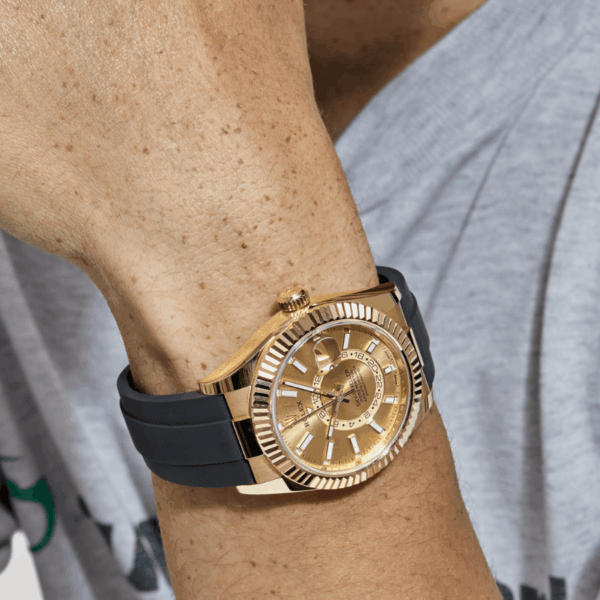 Sky-dweller gold champagne dial 42mm