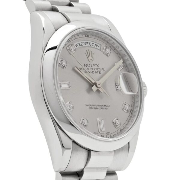 Day-date watch