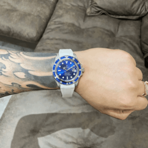 Daytona blue dial 42mm