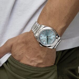 Day-date watch