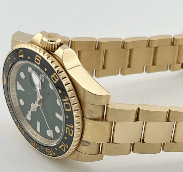 Gmt-master ii yellow gold green dial 40mm