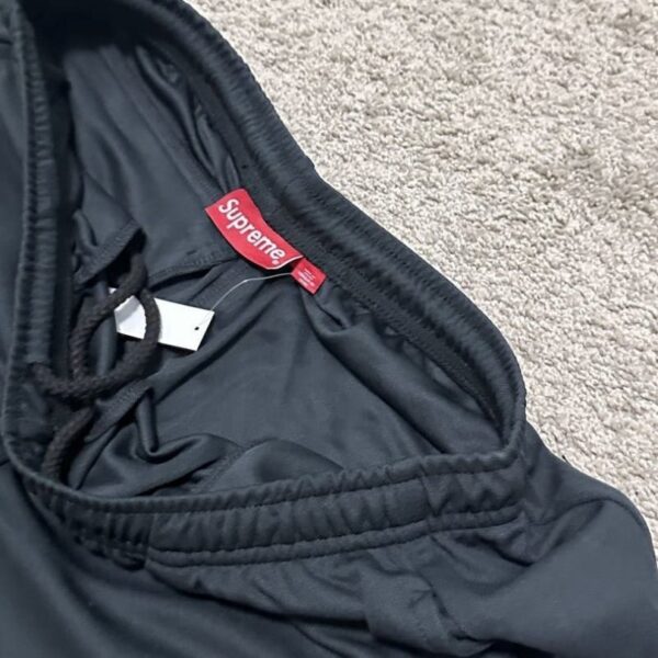 Supreme Set