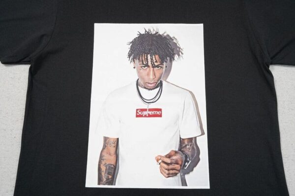 Supreme T-Shirt