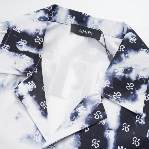 Amiri Set