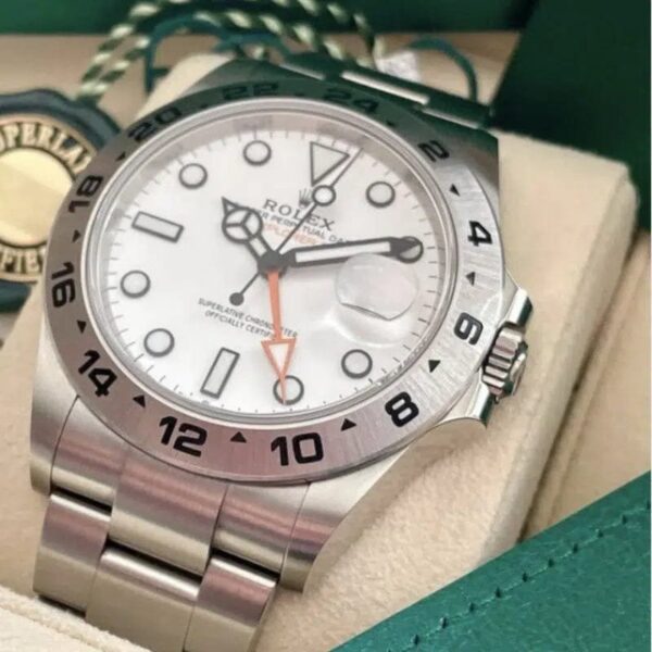 Explorer RLX045