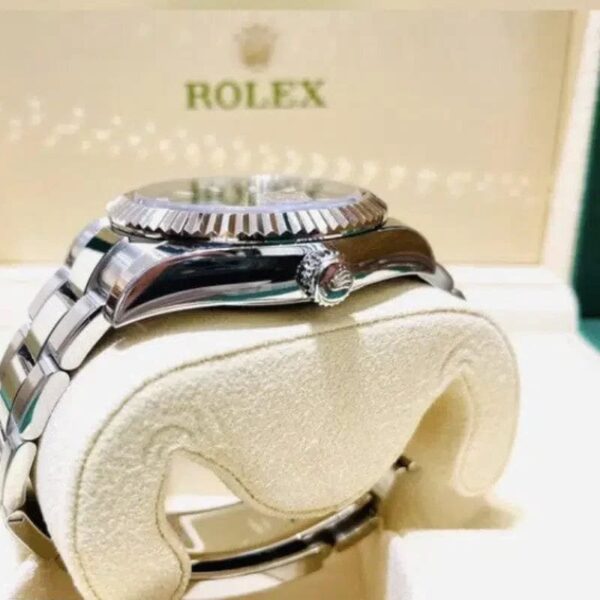 Sky Dweller RLX069