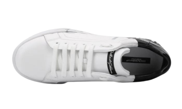 WHITE BLACK SILVER