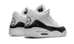 Fragment White Black