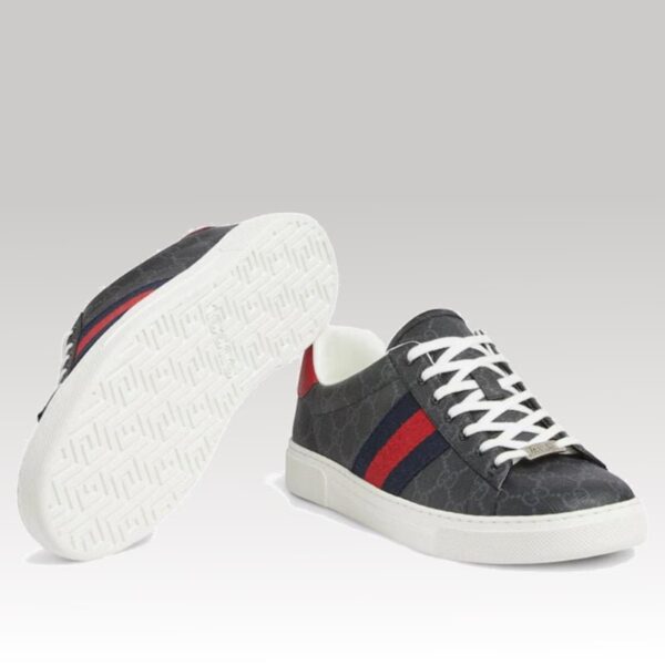 Gray Red