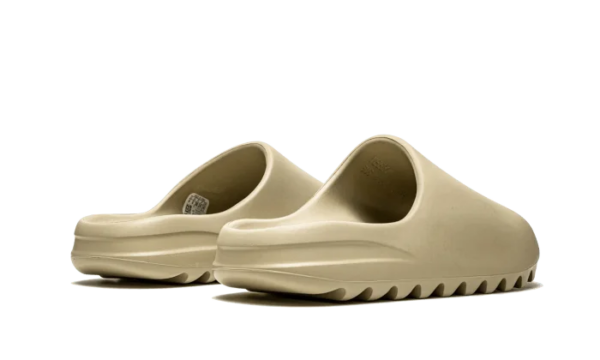 Slippers Pure (First Release)