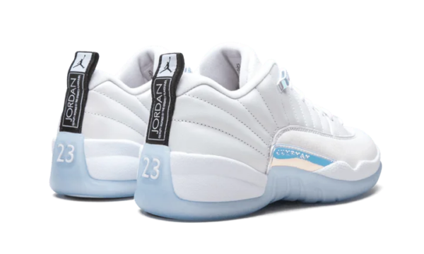 Retro Low Easter (2021)