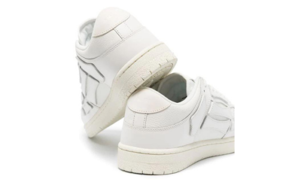 Skel White low