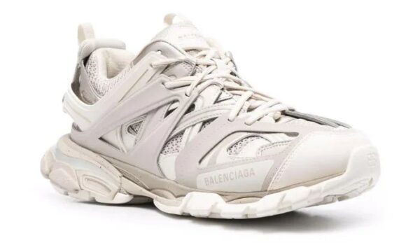 TRACK
