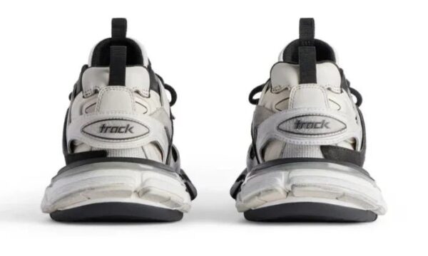 TRACK