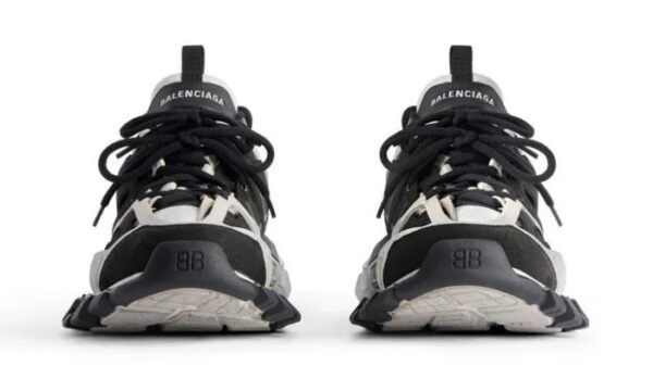TRACK