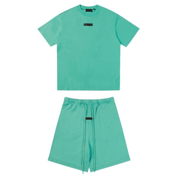 Essentials Set