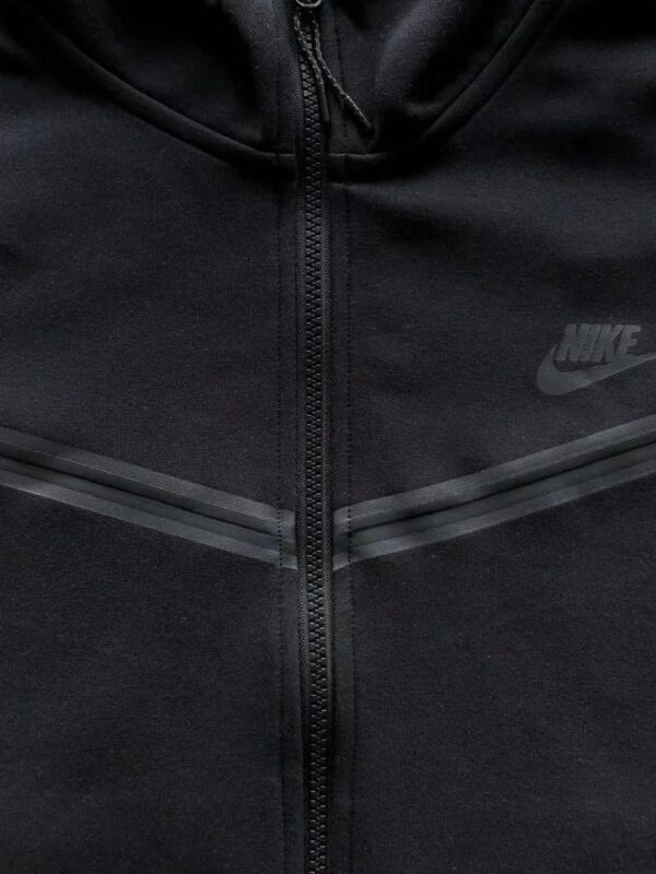 Tech Fleece