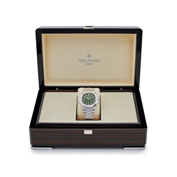 Nautilus 5711/1A-014 Steel Green Dial (2021)