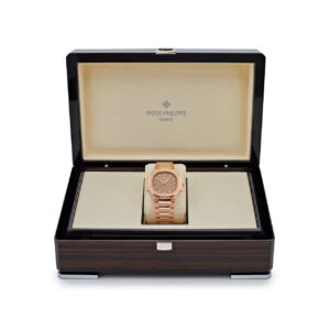 Nautilus 7118/1R-010 'Ladies' Rose Gold Golden Dial (2021)