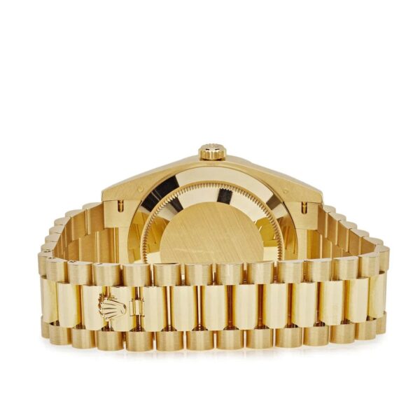 Day-Date 228238 Yellow Gold Champagne Diamond Dial (2022)
