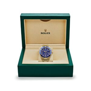 Submariner Date 16618LB Yellow Gold Blue Dial