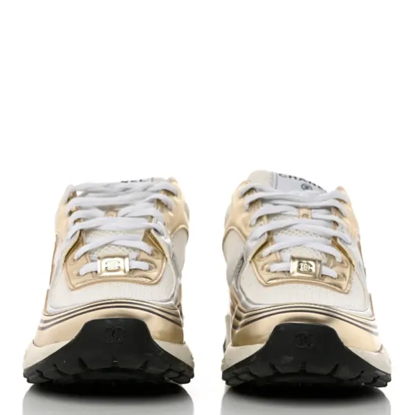 Champagne Gold Runner